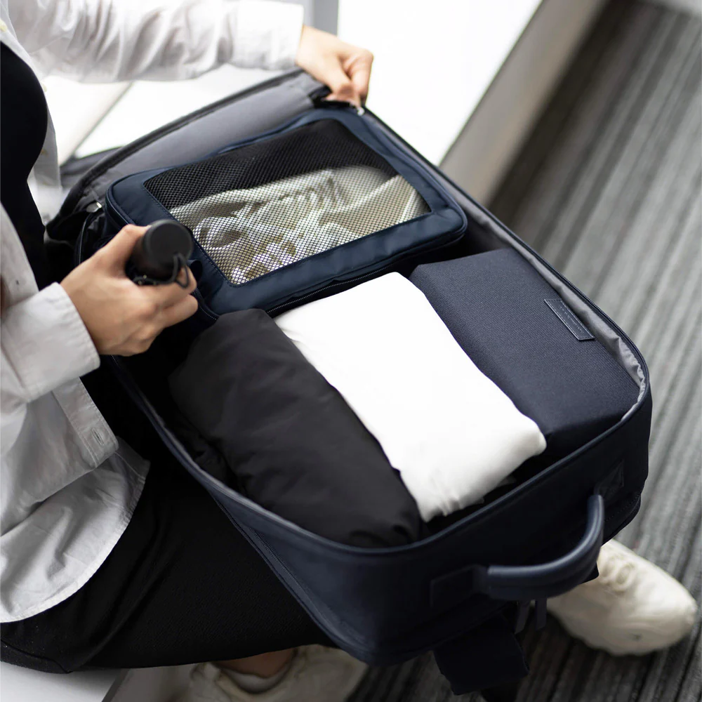 Nexus Travel Backpack 27L - Navy - Image 6